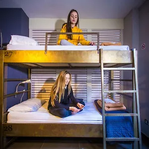 https://don-moustache-hostel.topbarcelonahotels.com