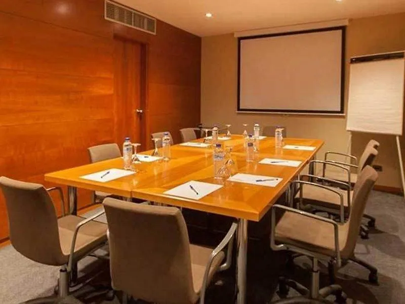 חרז B&B Hotel Jerez 4*,  ספרד